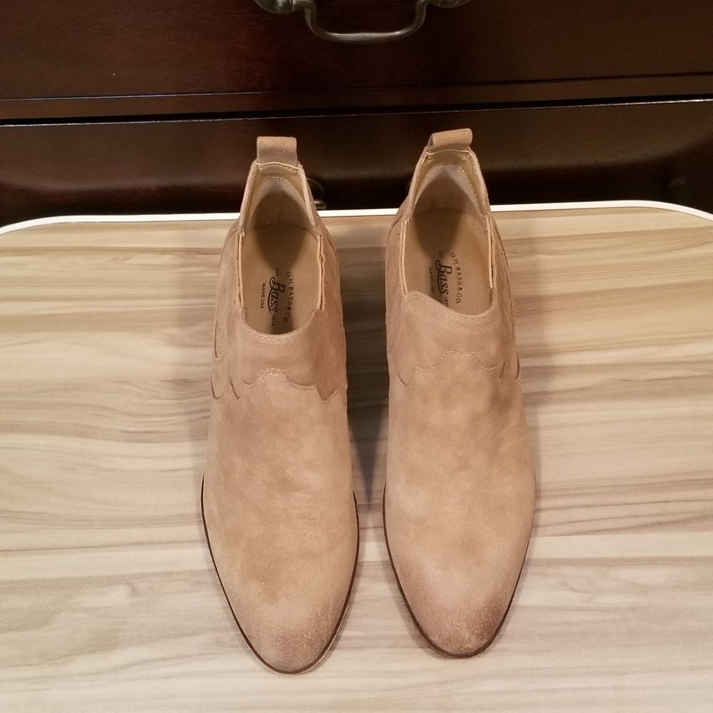 Brand NEW Leather G.H Bass & Co. Ankle Booties
